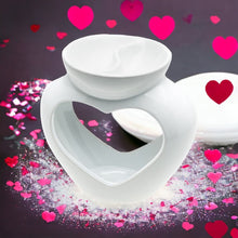 Cargar imagen en el visor de la galería, White Heart Mixology Tea Light Burner
